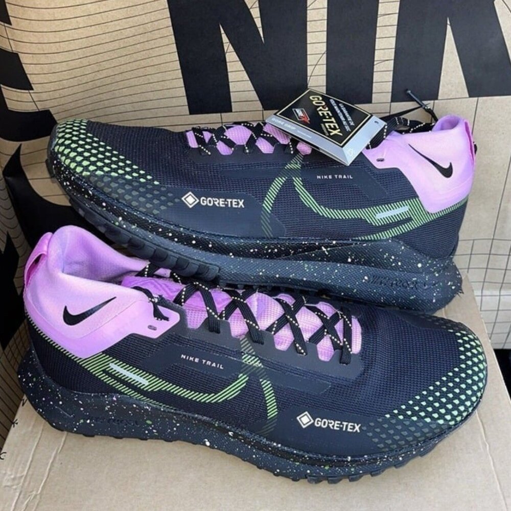 NEW Nike React Pegasus 4 Trail GTX Black FN7102-010 Women Size 10, Mens 8.5
